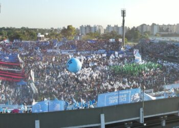 Los movimientos sociales lanzaron el partido «La patria de lxs comunes»