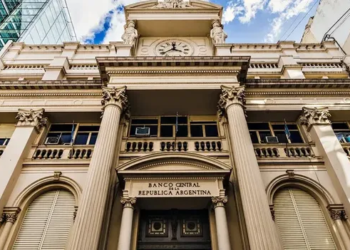 Nación se niega a informar dónde está el oro enviado al exterior