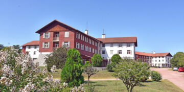 Nación desafecta los hoteles de embalse y abre la puerta a su privatización