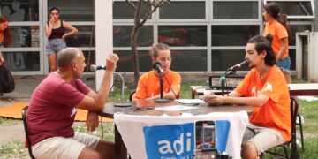 La Facultad de Comunicación se organiza en defensa de la universidad pública