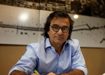 Renunció Frugoni, el funcionario de Caputo que no había declarado 7 departamentos en Miami